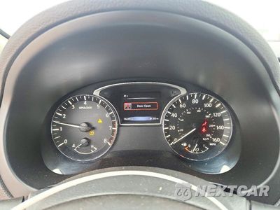 Zdjęcie 9 z 12 samochodu: 2017 NISSAN ALTIMA 2.5 S VIN:1N4AL3AP1HN320604 - miniatura