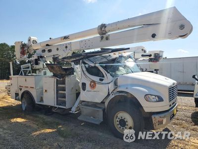 Czwarte zdjęcie samochodu z boku: 2022 FREIGHTLINER BUSINESS CLASS M2 BUCKET TRUCK VIN:1FVACXFE9NHNL1105 - miniatura