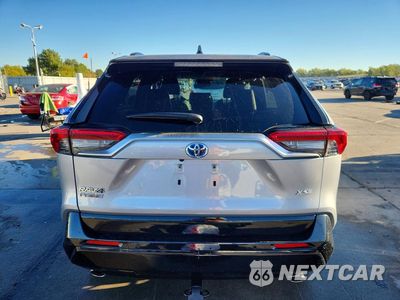Zdjęcie 6 z 13 samochodu: 2023 TOYOTA RAV4 PRIME XSE VIN:JTMFB3FV1PD163381 - miniatura