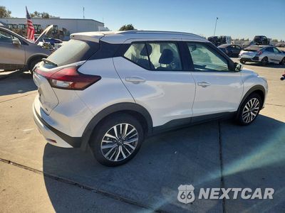 Trzecie zdjęcie samochodu z tyłu: 2022 NISSAN KICKS SV VIN:3N1CP5CVXNL493440 - miniatura