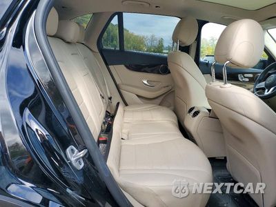 Zdjęcie 11 z 14 samochodu: 2022 MERCEDES-BENZ GLC 300 4MATIC VIN:W1N0G8EB1NV391859 - miniatura