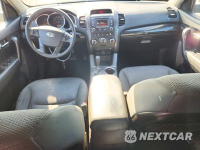 Zdjęcie 8 z 12 samochodu: 2013 KIA SORENTO LX VIN:5XYKT3A6XDG381747 - miniatura