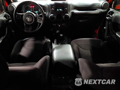 Zdjęcie 8 z 14 samochodu: 2014 JEEP WRANGLER UNLIMITED SPORT VIN:1C4BJWDG7EL148880 - miniatura