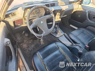 Zdjęcie 8 z 12 samochodu: 1983 BMW 6 SERIES VIN:WBAEB7401D6726548 - miniatura
