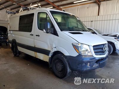 Czwarte zdjęcie samochodu z boku: 2016 MERCEDES-BENZ SPRINTER 2500 DELIVERY VAN VIN:WD3PE7DD9GP310942 - miniatura