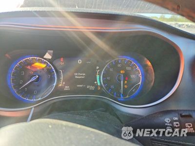 Zdjęcie 9 z 13 samochodu: 2018 CHRYSLER PACIFICA LIMITED VIN:2C4RC1GG0JR321678 - miniatura