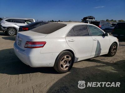 Trzecie zdjęcie samochodu z tyłu: 2010 TOYOTA CAMRY BASE VIN:4T1BF3EK5AU571427 - miniatura
