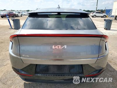 Zdjęcie 6 z 12 samochodu: 2024 KIA EV6 WIND VIN:KNDC34LA5R5614073 - miniatura