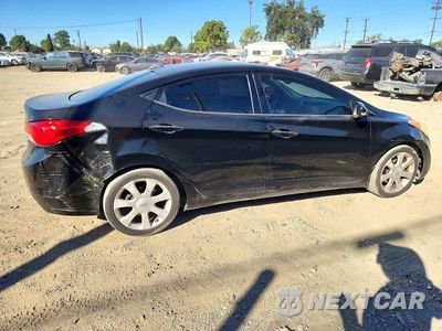 Trzecie zdjęcie samochodu z tyłu: 2013 HYUNDAI ELANTRA LIMITED VIN:5NPDH4AE9DH285821 - miniatura