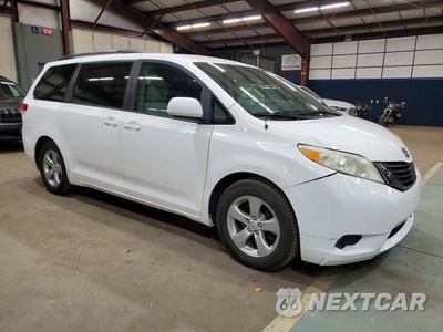 Czwarte zdjęcie samochodu z boku: 2011 TOYOTA SIENNA LE VIN:5TDKK3DC8BS032137 - miniatura