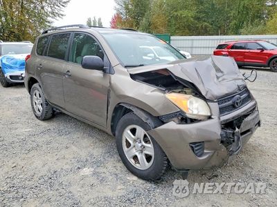 Czwarte zdjęcie samochodu z boku: 2010 TOYOTA RAV4 BASE VIN:JTMBF4DV1AD038108 - miniatura