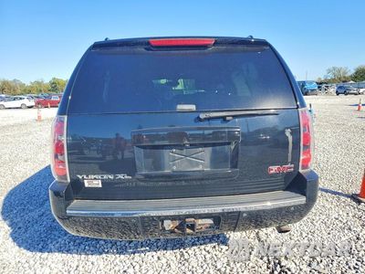 Zdjęcie 6 z 13 samochodu: 2007 GMC YUKON XL DENALI VIN:1GKFK66827J345088 - miniatura