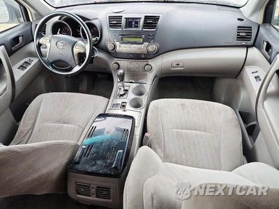 Zdjęcie 8 z 13 samochodu: 2008 TOYOTA HIGHLANDER SPORT VIN:JTEDS43A082026455 - miniatura
