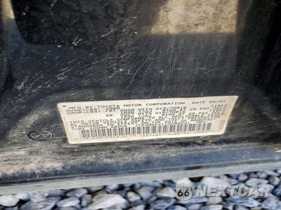 Zdjęcie 13 z 13 samochodu: 2001 TOYOTA RAV4 BASE VIN:JTEHH20V110082031 - miniatura