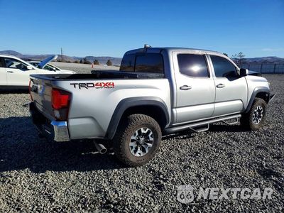 Trzecie zdjęcie samochodu z tyłu: 2018 TOYOTA TACOMA TRD OFF-ROAD VIN:3TMCZ5AN6JM173336 - miniatura