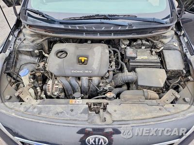 Zdjęcie 11 z 12 samochodu: 2018 KIA FORTE LX VIN:3KPFK4A79JE232273 - miniatura