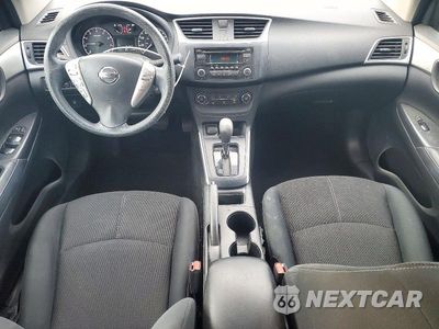 Zdjęcie 8 z 12 samochodu: 2017 NISSAN SENTRA S VIN:3N1AB7AP2HY292807 - miniatura