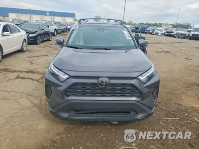 Piąte zdjęcie samochodu w środku: 2025 TOYOTA RAV4 XLE VIN:2T3P1RFV1SW599900 - miniatura