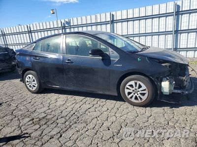 Czwarte zdjęcie samochodu z boku: 2018 TOYOTA PRIUS ONE VIN:JTDKBRFU7J3598329 - miniatura