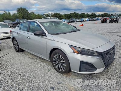 Czwarte zdjęcie samochodu z boku: 2024 NISSAN ALTIMA SV VIN:1N4BL4DV2RN388027 - miniatura