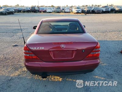 Zdjęcie 6 z 13 samochodu: 1999 MERCEDES-BENZ SLK 230 KOMPRESSOR VIN:WDBKK47F5XF090160 - miniatura