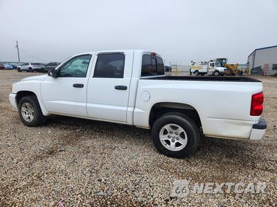 Drugie zdjęcie samochodu z przodu: 2007 DODGE DAKOTA QUAD SLT VIN:1D7HE48K97S120823 - miniatura