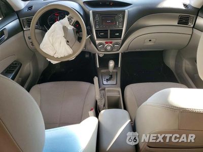 Zdjęcie 8 z 13 samochodu: 2013 SUBARU FORESTER 2.5X PREMIUM VIN:JF2SHADC5DH443927 - miniatura