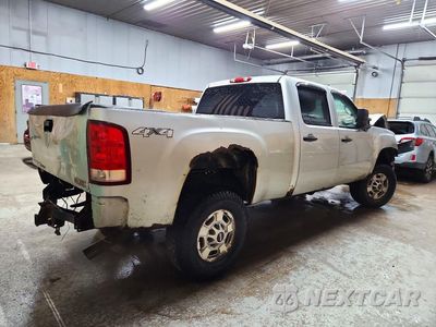 Trzecie zdjęcie samochodu z tyłu: 2011 GMC SIERRA K2500 SLE VIN:1GT120CGXBF248053 - miniatura