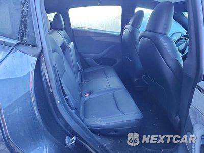 Zdjęcie 10 z 12 samochodu: 2026 TESLA MODEL Y VIN:7SAYGDEDXTF680001 - miniatura