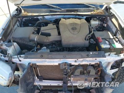 Zdjęcie 11 z 13 samochodu: 2019 TOYOTA TACOMA TRD OFF-ROAD VIN:3TMCZ5AN3KM278403 - miniatura