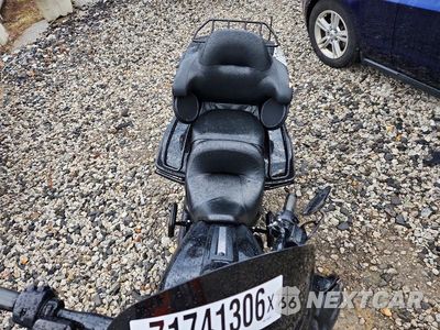 Piąte zdjęcie samochodu w środku: 2020 HARLEY-DAVIDSON FLHTK VIN:1HD1KEF14LB658181 - miniatura