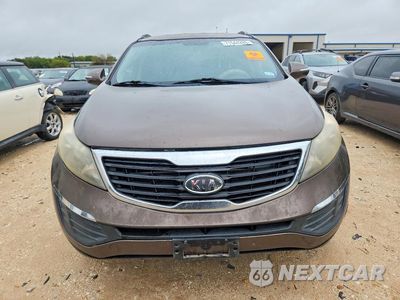 Piąte zdjęcie samochodu w środku: 2011 KIA SPORTAGE LX VIN:KNDPB3A2XB7053969 - miniatura
