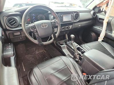 Zdjęcie 8 z 12 samochodu: 2019 TOYOTA TACOMA SR VIN:5TFRX5GN4KX161513 - miniatura