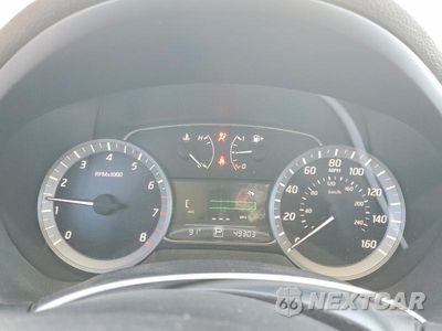 Zdjęcie 9 z 12 samochodu: 2014 NISSAN SENTRA SV VIN:3N1AB7AP3EY225449 - miniatura