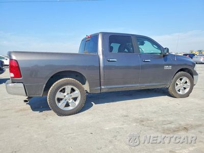 Trzecie zdjęcie samochodu z tyłu: 2018 RAM 1500 SLT VIN:1C6RR7LG7JS170447 - miniatura