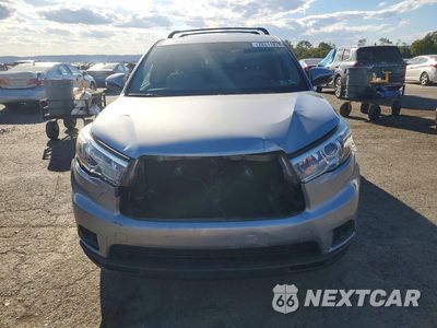 Piąte zdjęcie samochodu w środku: 2016 TOYOTA HIGHLANDER LE VIN:5TDBKRFH1GS314526 - miniatura