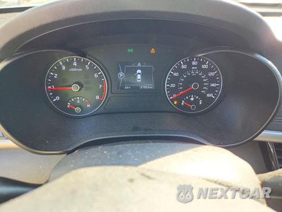 Zdjęcie 9 z 12 samochodu: 2017 KIA OPTIMA LX VIN:5XXGT4L32HG124185 - miniatura