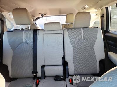 Zdjęcie 10 z 13 samochodu: 2026 TOYOTA GRAND HIGHLANDER LE VIN:5TDAAAA58TS036487 - miniatura