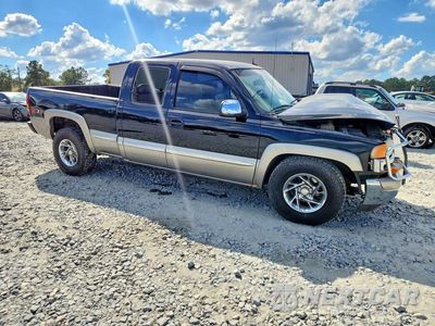 Czwarte zdjęcie samochodu z boku: 2002 GMC NEW SIERRA K1500 VIN:2GTEK19T121423115 - miniatura