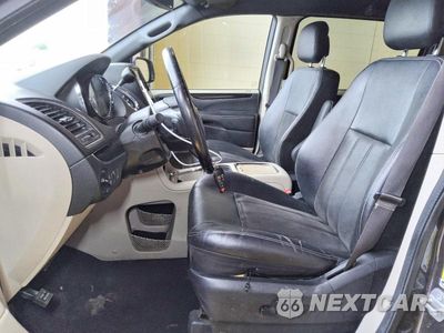 Zdjęcie 7 z 13 samochodu: 2019 DODGE GRAND CARAVAN SXT VIN:2C4RDGCG0KR785366 - miniatura
