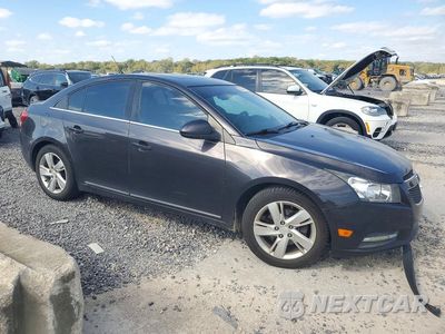 Czwarte zdjęcie samochodu z boku: 2014 CHEVROLET CRUZE VIN:1G1P75SZXE7100813 - miniatura