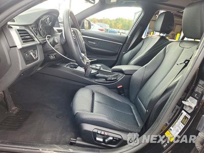 Zdjęcie 7 z 12 samochodu: 2018 BMW 330 XI VIN:WBA8D9C59JEM32235 - miniatura