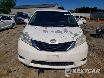 Piąte zdjęcie samochodu w środku: 2014 TOYOTA SIENNA LE VIN:5TDKK3DC7ES464190 - miniatura
