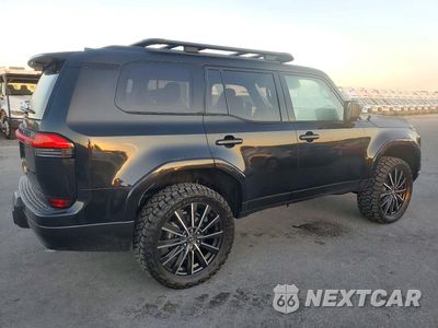 Trzecie zdjęcie samochodu z tyłu: 2024 LEXUS GX 550 PREMIUM+ VIN:JTJTBCDX6R5003515 - miniatura