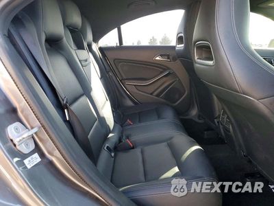 Zdjęcie 10 z 12 samochodu: 2018 MERCEDES-BENZ CLA 250 4MATIC VIN:WDDSJ4GB6JN559731 - miniatura