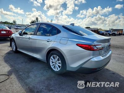 Drugie zdjęcie samochodu z przodu: 2026 TOYOTA CAMRY LE VIN:4T1DBADK8TU566252 - miniatura