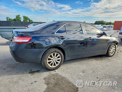 Trzecie zdjęcie samochodu z tyłu: 2011 TOYOTA CAMRY XLE VIN:4T1BF3EK7BU152772 - miniatura