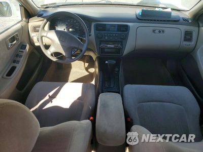 Zdjęcie 8 z 12 samochodu: 2000 HONDA ACCORD LX VIN:JHMCG665XYC034972 - miniatura