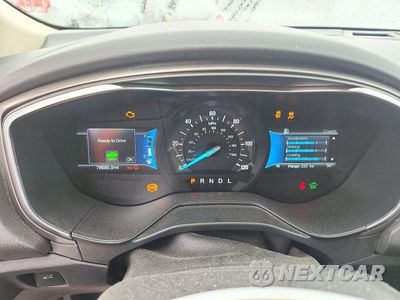 Zdjęcie 9 z 12 samochodu: 2020 FORD FUSION SE VIN:3FA6P0LUXLR221121 - miniatura