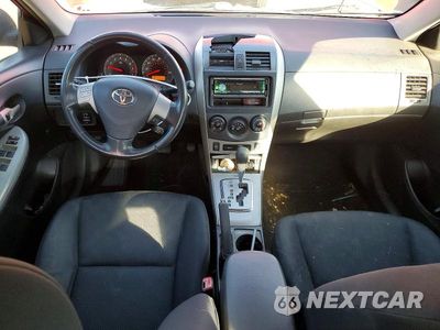 Zdjęcie 8 z 12 samochodu: 2010 TOYOTA COROLLA S VIN:1NXBU4EE3AZ174059 - miniatura